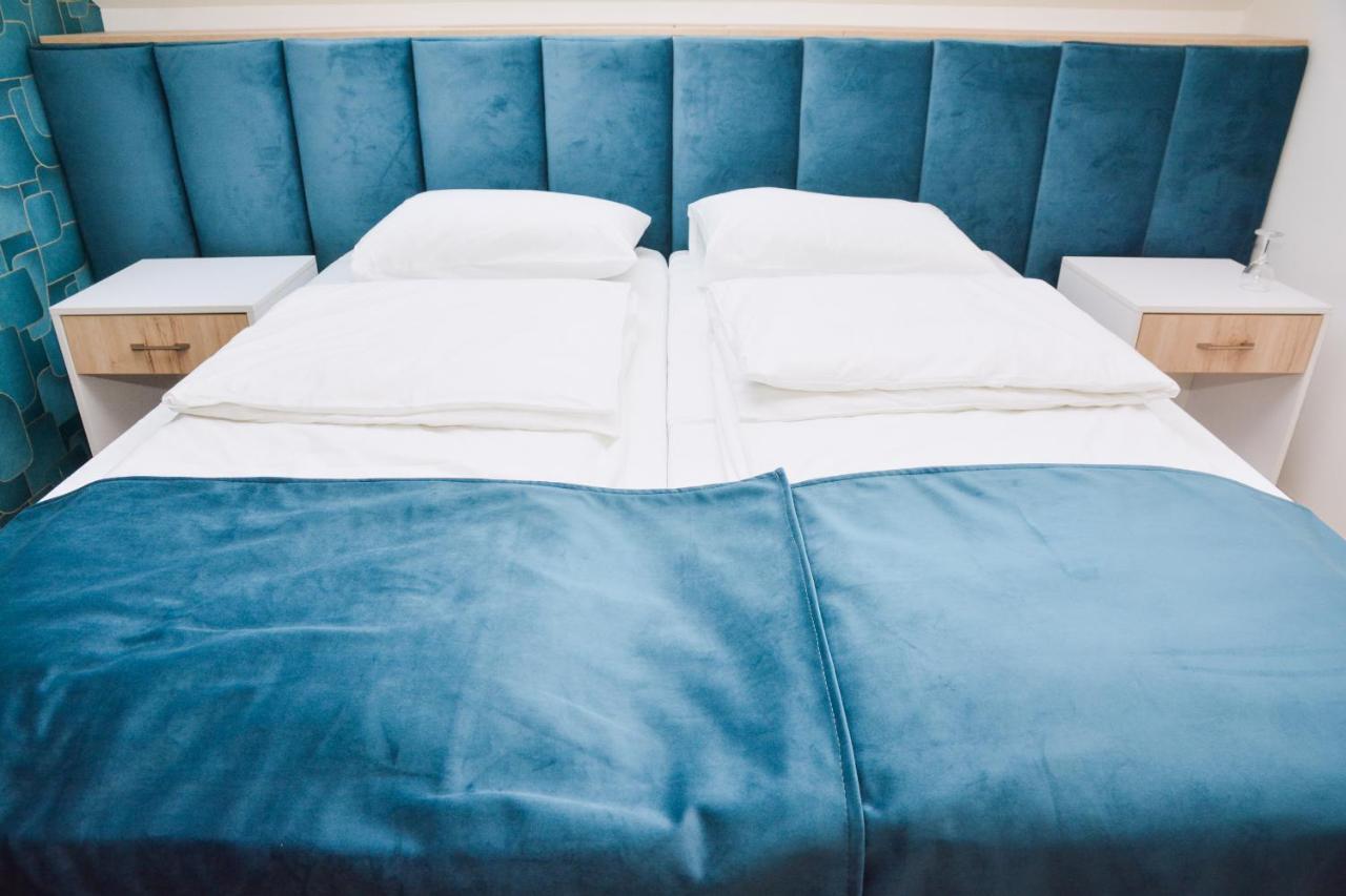 Hotel Divanhana Brčko エクステリア 写真