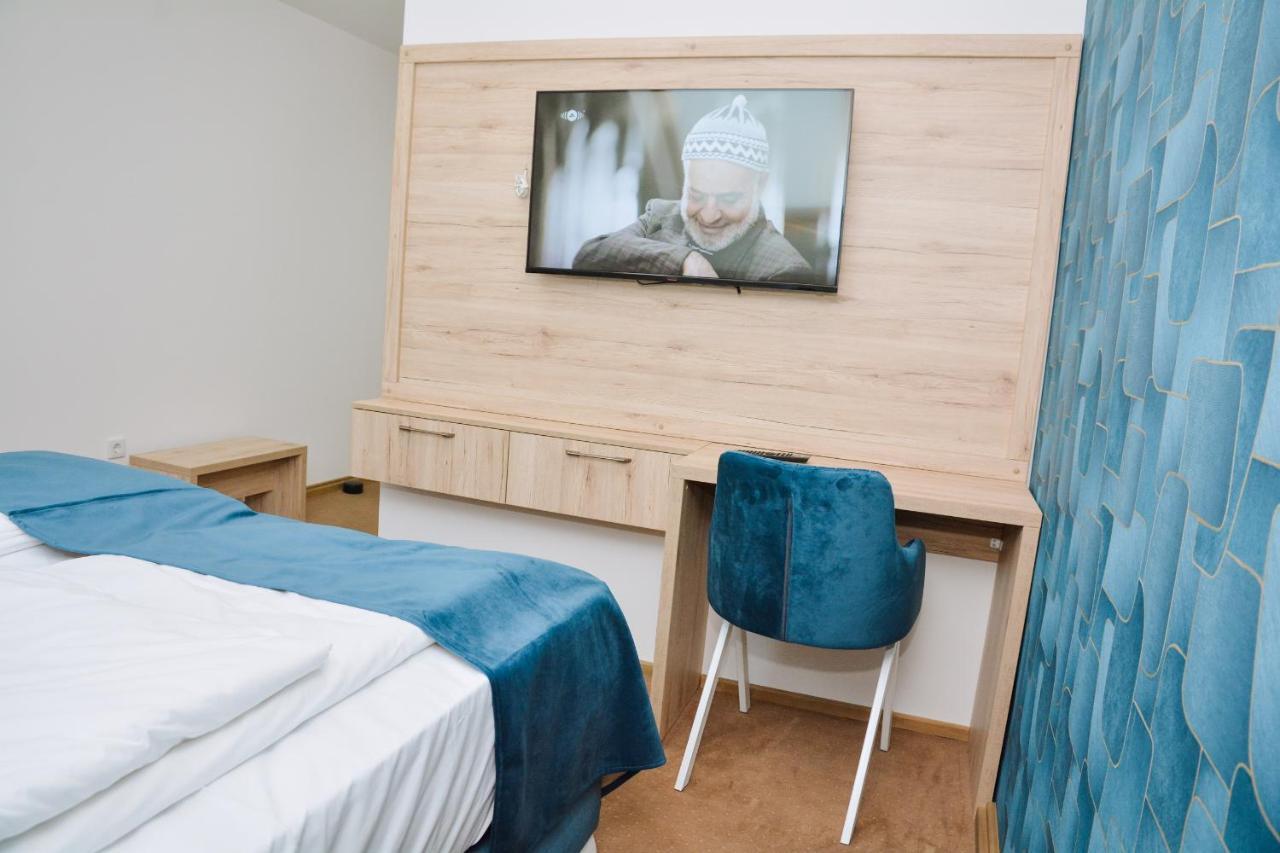 Hotel Divanhana Brčko エクステリア 写真