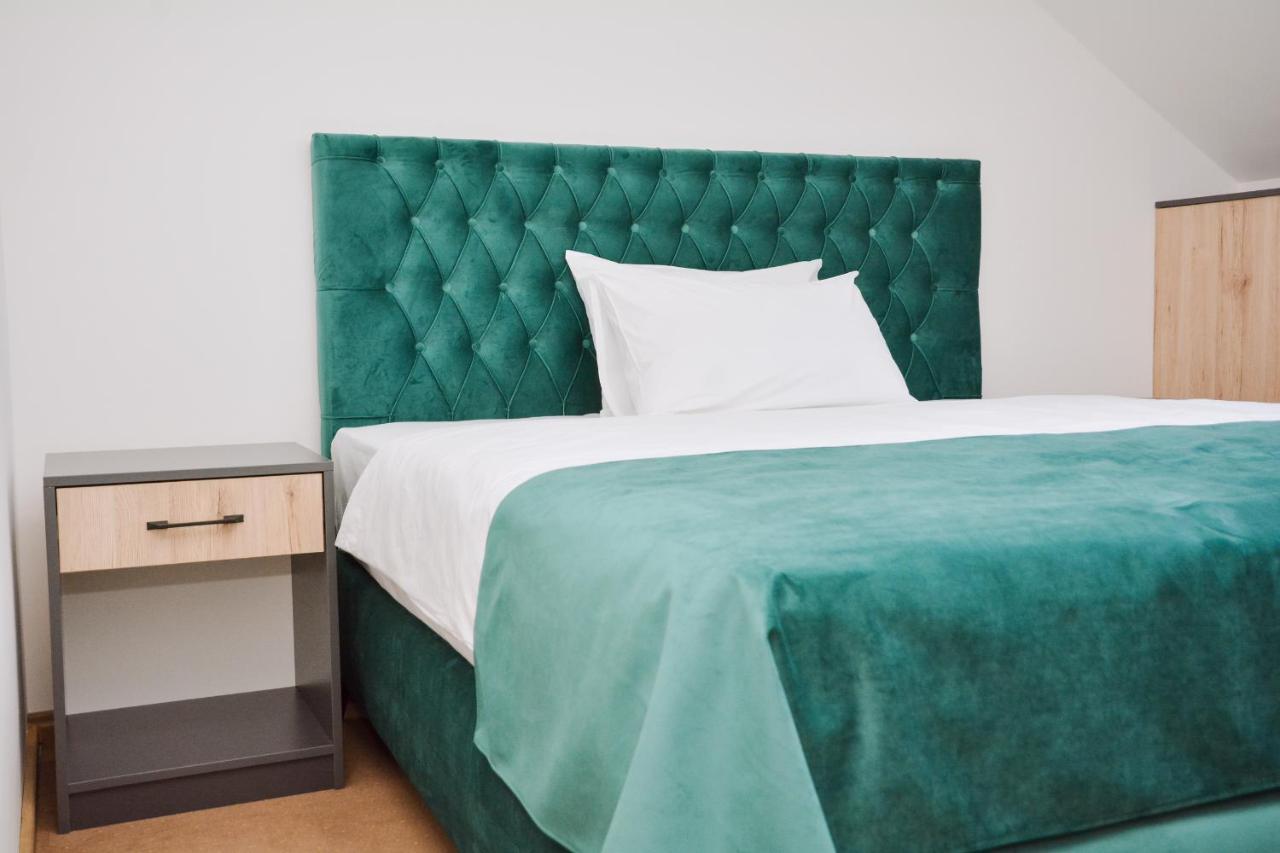 Hotel Divanhana Brčko エクステリア 写真